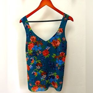 CAbi Still Life Tank - EUC - size Small